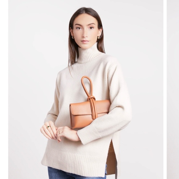 M. Gemi Tan Leather Francesca Convertible Crossbody NWOT - Picture 15 of 15